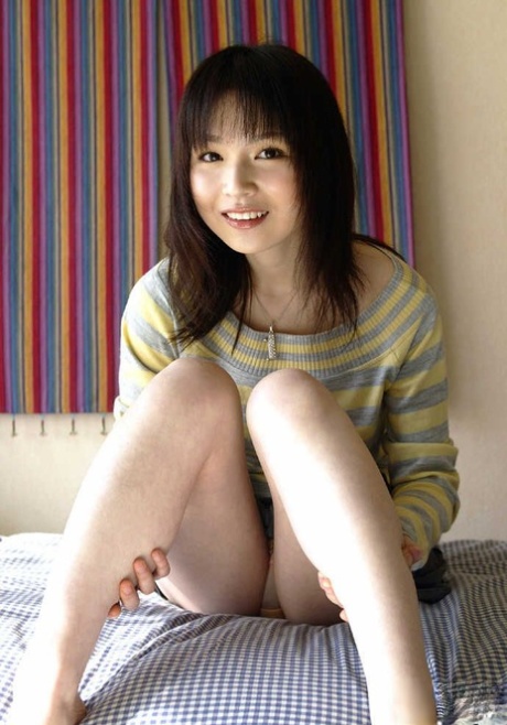 Japanes Babe Panties Upskirt - Hot Japanese Girl Porn Pics & Naked Photos - SexyGirlsPics.com