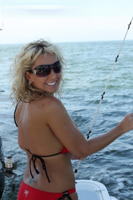 Busty middle-aged blonde Naughty Alysha has sex while on a fishing boat 71246274