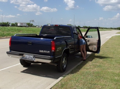 Older lady Ginger Klixen has sex in a field after being picked up hitchhiking 35096758