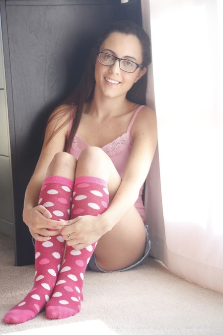 Nerdy teen Roxanne Rae getting her muff penetrated really hard 57596629