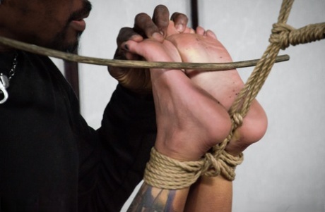 Black girl Jessica Creepshow finds herself suspended by rope in the nude 20859558