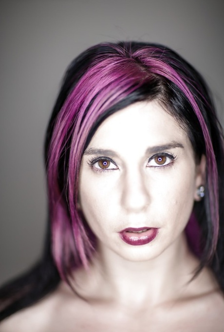 Cute amateur babe Joanna Angel is a cool actress with sexy tattoos 37720814